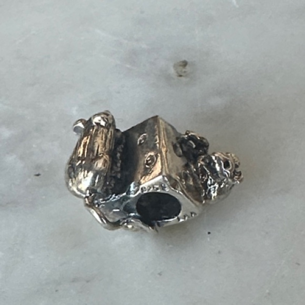 RETIRED 2012 Trollbeads Sterling Mice on Cheese Charm RARE - Picture 2 of 4